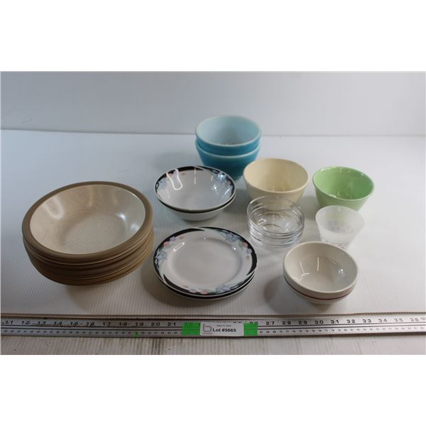 (2) Plates and (19) Assorted Bowls