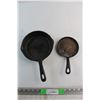 Image 1 : (2) Cast Iron Frying Pans 7'' & 5''
