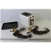 Image 1 : Toaster (working) - Metal Tray - (2) Metal Wall Hanging Tea Lights