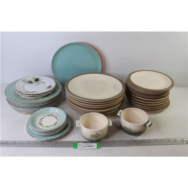 Incomplete Sets of Ceramic Dishes