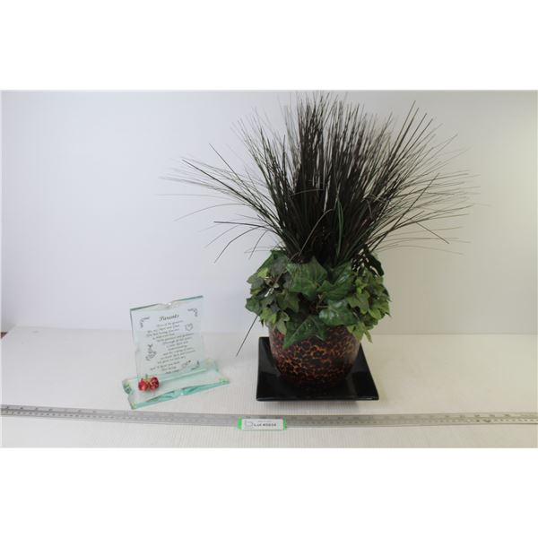 Ceramic Pot w/Faux Plants - Cut Glass Parents Saying