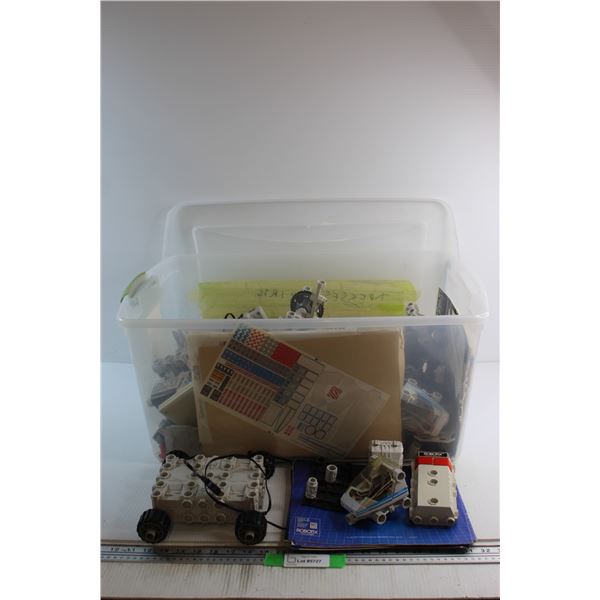 61L Sterilite Plastic Tote and Assorted Robotix Constructor