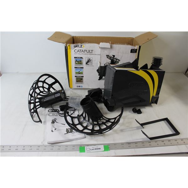 Sklz Soft Toss Pitching and Fielding Machine