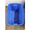 Image 2 : * (2) Blue Totes One Has No lid