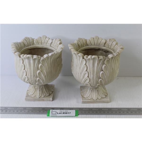 (2) Resin Plant Pots