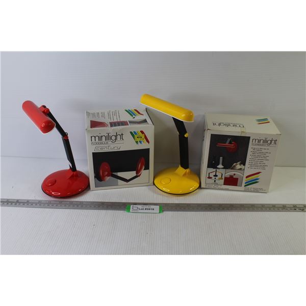 (2) Mini Light - Flood Bulb Lights (look unused)