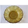 Image 2 : Vintage Amber Sunflower Glass Serving Bowl - 10"