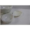 Image 4 : (6) Milk Glass Kitchenware Pieces