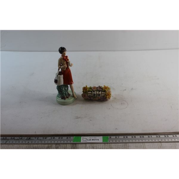 Special Edition Made for Tupperware Ceramic Figurine and Manual Decorative Calendar