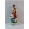 Image 4 : Special Edition Made for Tupperware Ceramic Figurine and Manual Decorative Calendar