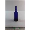 Image 1 : Blue Glass Vintage Bottle