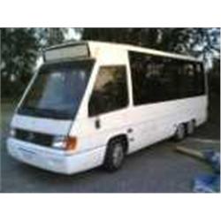 MB Pienoisbussi 17 hlö.