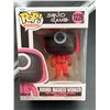 Image 1 : POP Squid Game Round, Masked Worker Vinyl Figure