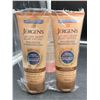 Image 1 : Jergens Natural Glow Fiming Daily Moisturizer (2 x 200ml)Medium to Deep