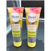 Image 1 : Biore Yuzo Lemon and Ginseng Brightening Jelly Cleanser (2 x 110ml)