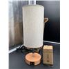 Image 1 : Yarra Decor Touch Control Table Lamp w/ USB Charging Port