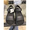 Image 1 : 32 Cool Ladies Sandals Size 7.5