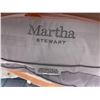 Image 2 : Martha Stewart Queen Size Pillow 2 Pack
