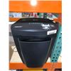Image 1 : Fellowes W10c Paper Shredder