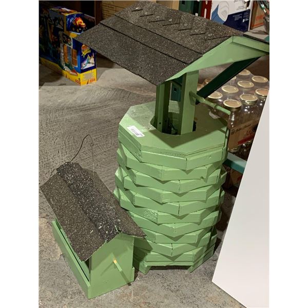 Locally Hand Made Garden Decor Wishing Well And Bird Feeder