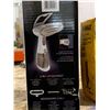 Image 3 : Conair  Extreme Steam Hand Held Fabric Steamer, White/Champagne, One Size