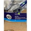 Image 2 : Leviton 660W-250V Pull Chain Plastic Ceiling Lampholder x's 20