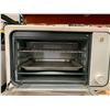 Image 2 : Beautiful Digital Air Fryer Toaster Oven with touch Activated Display
