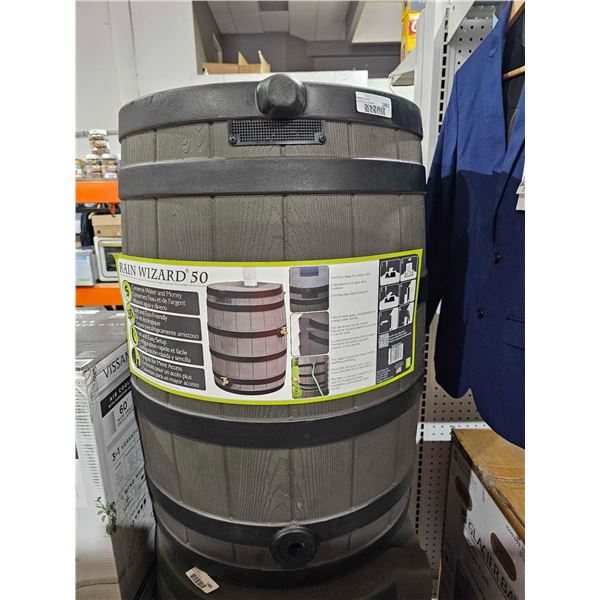 Good Ideas Rain Wizard 50 Gallon Plastic Rain Barrel Water Collector, Oak
