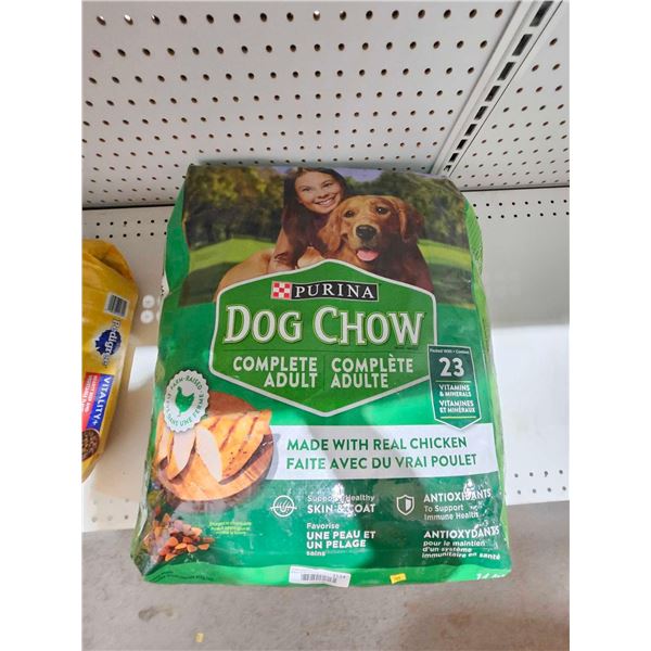 Dog Chow® Complete Adult with Real Chicken Dry Dog Food 14Kg