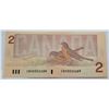 Image 2 : 10)  CANADIAN 1986 2 DOLLAR BANKNOTE, NEAR  MINT
