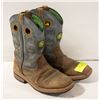 Image 1 : BOYS SIZE 1 JOHN DEERE COWBOY BOOTS-ESTATE