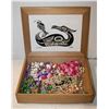 Image 1 : 24K DETAIL HAIDA BOX FULL OF JEWELRY