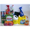 Image 1 : BOX OF CLEANING SUPPLIES