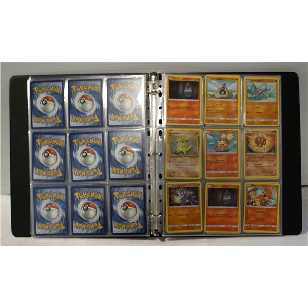 BINDER POKEMON COLLECTOR CARDS