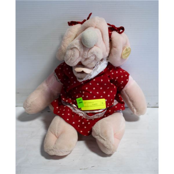 VINTAGE PINK WRINKLES PLUSH