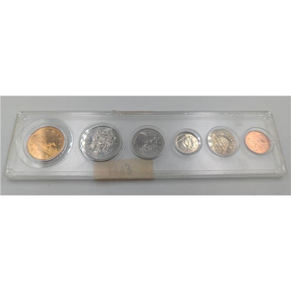 1993 CANADA YEAR COIN SET IN HOLDER