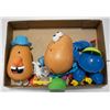 Image 1 : 2 X VINTAGE MR POTATO HEADS