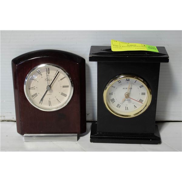 PAIR OF BATTERY OPERATED DESK CLOCKS