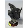 Image 1 : LARGE VINTAGE BUFFALO STATUE