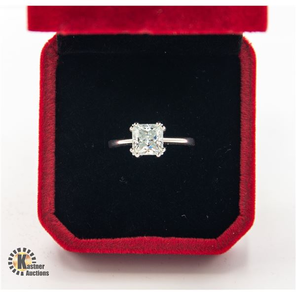#562-HAND SET 1.00 CT GRA CERTIFIED PRINCESS CUT