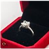 Image 2 : #562-HAND SET 1.00 CT GRA CERTIFIED PRINCESS CUT