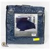 Image 1 : NEW QUEEN 3 PIECE QUILT SET
