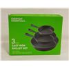 Image 1 : 3 PIECE CAST IRON SKILLET SET - NEW IN BOX