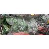 Image 1 : 2 BAGS OF ARTIFICIAL PLANTS