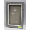 Image 1 : GREY WOODEN SHADOW BOX