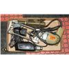 Image 1 : 2 BLACK&DECKER DRILLS ONE WITH DRILL PRESS