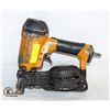 Image 1 : BOSTITCH AIR NAILER MAGNESIUM