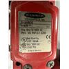 Image 2 : Lot of (7) Banner #SI-LM40KVE Safety Interlocks