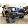 Image 8 : A12J --  2003 JEEP LIBERTY SPORT 4X4 BLUE 254568 KMS