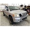 Image 9 : B6D --  2004 NISSAN TITAN SILVER 203615 KMS